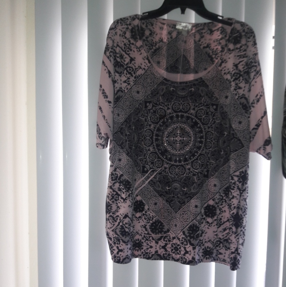 🦋🌺CLEARANCE🐰🐣Plus Size Blouse